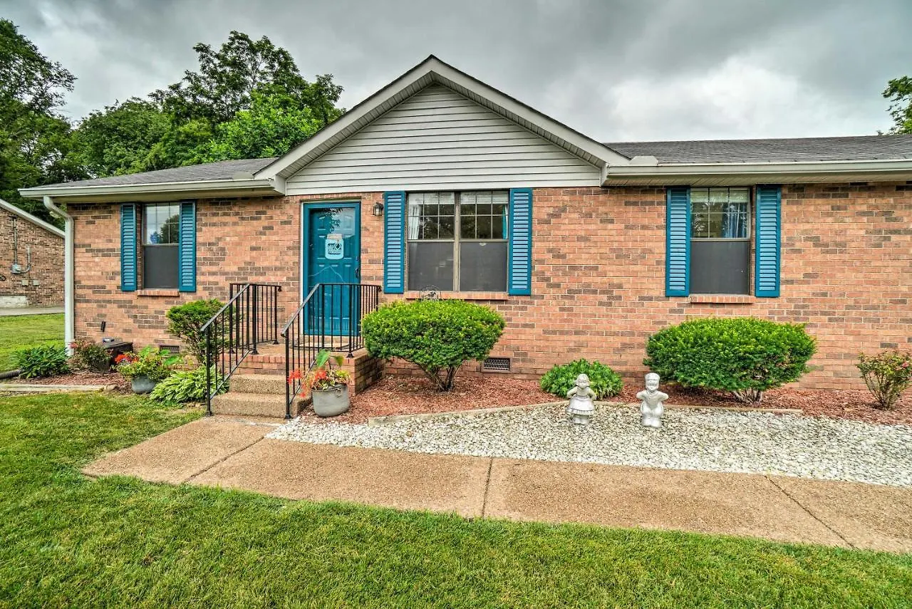 Holiday home Charming Nashville Home Near Restaurants And Bars!